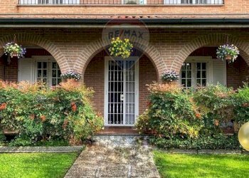 Casa all\'aperto - Villa a Schiera Via Pietro Nenni
 
16, Cura Carpignano - foto 1