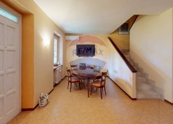 Sala da pranzo - Villa a Schiera Via Pietro Nenni
 
16, Cura Carpignano - foto 10