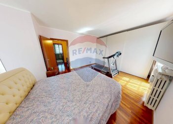 Camera / camera da letto - Villa a Schiera Via Pietro Nenni
 
16, Cura Carpignano - foto 24