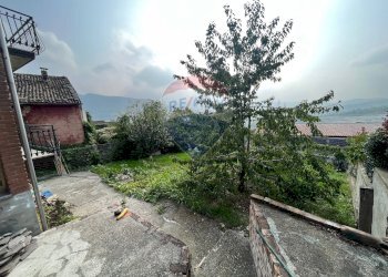 Giardino - Casa indipendente Località Genepreto, Alta Val Tidone - foto 9