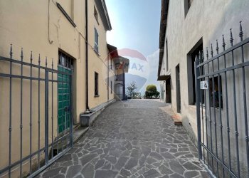 Edificio all\'aperto - Casa semi indipendente genepreto, Alta Val Tidone - foto 1