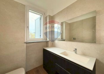 Bagno - Trilocale Via delle grazie
 
21, Albuzzano - foto 22