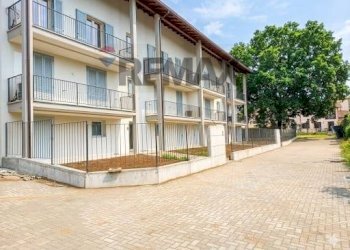 Edificio all\'aperto - Three-room apartment Via delle grazie
 
21, Albuzzano - photo 2