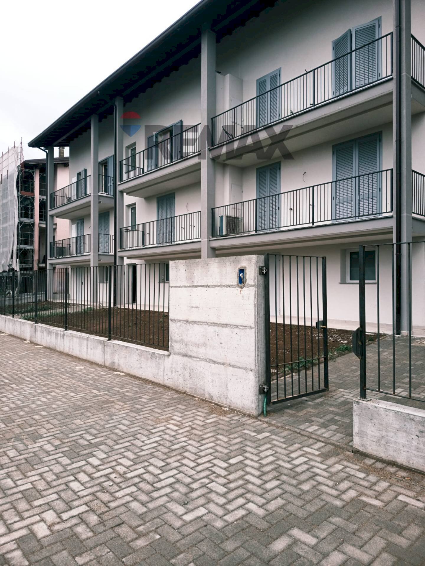 Edificio all\'aperto - Trilocale Via delle Grazie, Albuzzano - foto 2