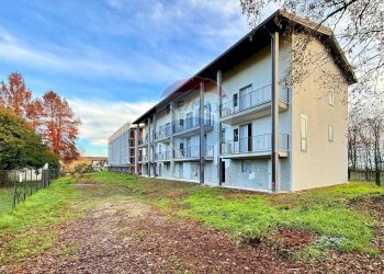 Edificio all\'aperto - Trilocale Via delle Grazie, Albuzzano - foto 17