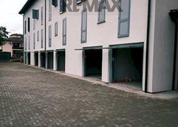 Edificio all\'aperto - Three-room apartment Via delle Grazie, Albuzzano - photo 3