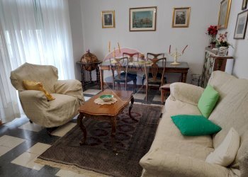 Salone - Appartamento Via Pietro Parnisetti
 
15, Alessandria - foto 2