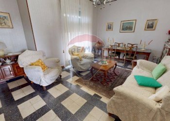 Salone - Appartamento Via Pietro Parnisetti
 
15, Alessandria - foto 5