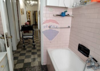 Bagno - Appartamento Via Pietro Parnisetti
 
15, Alessandria - foto 36