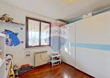 Camera / camera da letto - Quadrilocale VIA DELLA PERGOLA
 
3, Busto Arsizio - foto 25