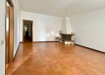 Foto 4 - Quadrilocale via Mons. Marchesani
 
23, Palazzo Pignano - foto 4