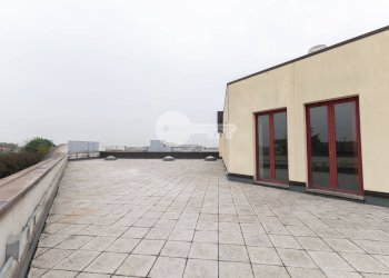 Foto 5 - Locale Commerciale Via Brescia
 
7, Gottolengo - foto 5