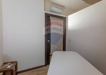 Camera / camera da letto - Locale Commerciale Via Mariannina Schininà
 
4, Ragusa - foto 10