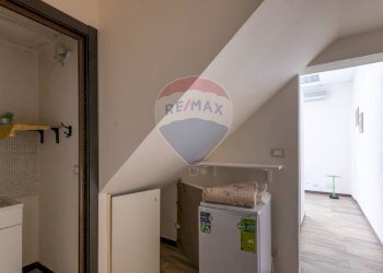 Hall / corridoio - Locale Commerciale Via Mariannina Schininà
 
4, Ragusa - foto 11