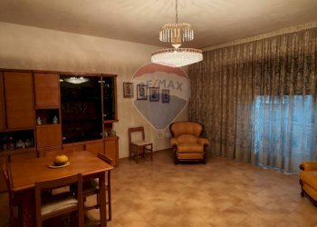 Sala da pranzo - Appartamento via Biagio Bini
 
12, Comiso - foto 2