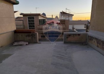 Terrazza - Appartamento via Biagio Bini
 
12, Comiso - foto 6