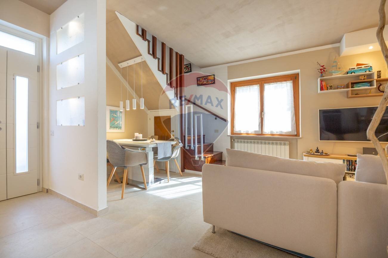 Soggiorno - Independent house Contrada Montupoli Foro
 
63, Miglianico - photo 2