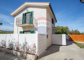 Casa all\'aperto - Independent house Contrada Montupoli Foro
63, Miglianico - photo 4