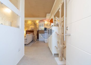 Hall / corridoio - Independent house Contrada Montupoli Foro
63, Miglianico - photo 5