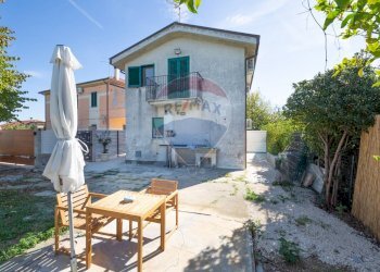 Casa all\'aperto - Independent house Contrada Montupoli Foro
63, Miglianico - photo 23