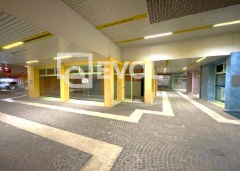 Foto 1 - Locale Commerciale via Sottopovolo
 
85, Latisana - foto 1