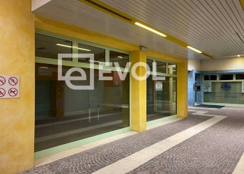 Foto 2 - Locale Commerciale via Sottopovolo
 
85, Latisana - foto 2