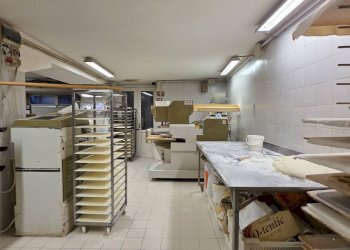 Foto 13 - Attività Commerciale Via Aubert
 
22, Aosta - foto 13