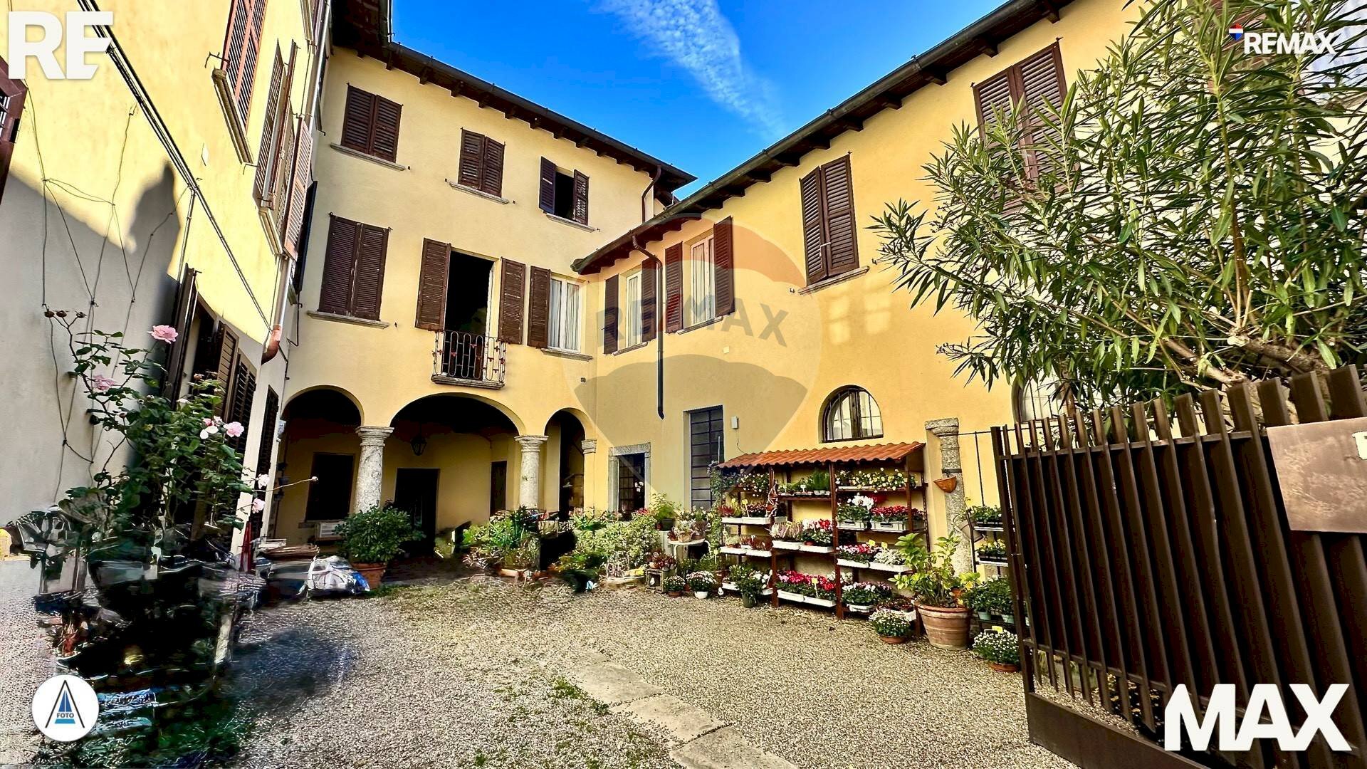 Edificio all\'aperto - Casa indipendente via Chiesa
 
6, Canzo - foto 2