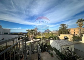 Balcone - Villa Via Aula
 
29, Valderice - photo 5