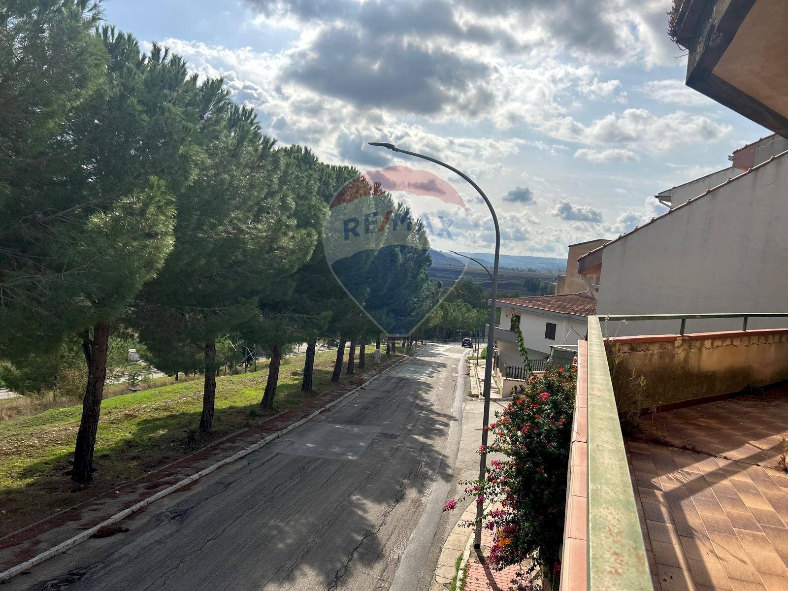 Edificio all\'aperto - Independent house viale belice
 
snc, Poggioreale - photo 1