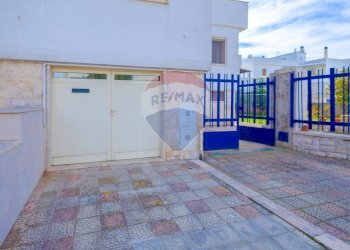 Terrazza - Villa Via Alcide De Gasperi
 
21, Alberobello - foto 3