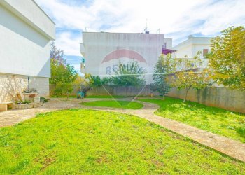 Giardino - Villa Via Alcide De Gasperi
 
21, Alberobello - foto 5