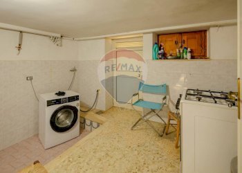 Lavanderia - Villa Via Alcide De Gasperi
 
21, Alberobello - foto 7