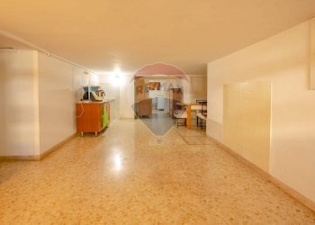 Hall / corridoio - Villa Via Alcide De Gasperi
 
21, Alberobello - foto 10