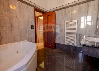 Bagno - Villa Via Alcide De Gasperi
 
21, Alberobello - foto 13