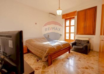 Camera / camera da letto - Villa Via Alcide De Gasperi
 
21, Alberobello - foto 20