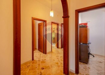 Hall / corridoio - Villa Via Alcide De Gasperi
 
21, Alberobello - foto 22