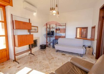 Soggiorno - Villa Via Alcide De Gasperi
 
21, Alberobello - foto 33