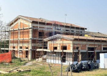 Edificio all\'aperto - Casa semi indipendente via modena
 
16, Parma - foto 3