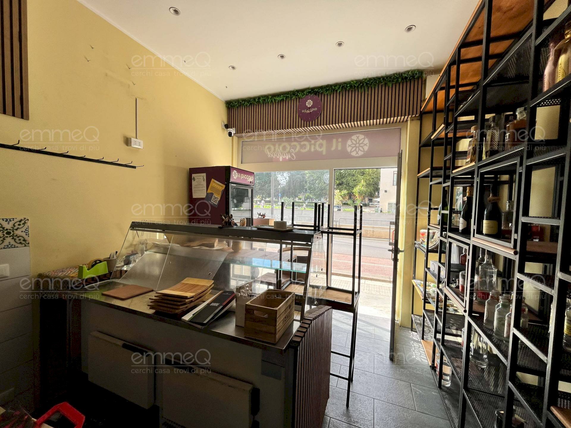 Foto 2 - Commercial Premises Via Francesco Crispi
 
85, Palermo - photo 2