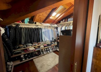 Cabina armadio - Villa via Primo Maggio
 
13, Montano Lucino - foto 27