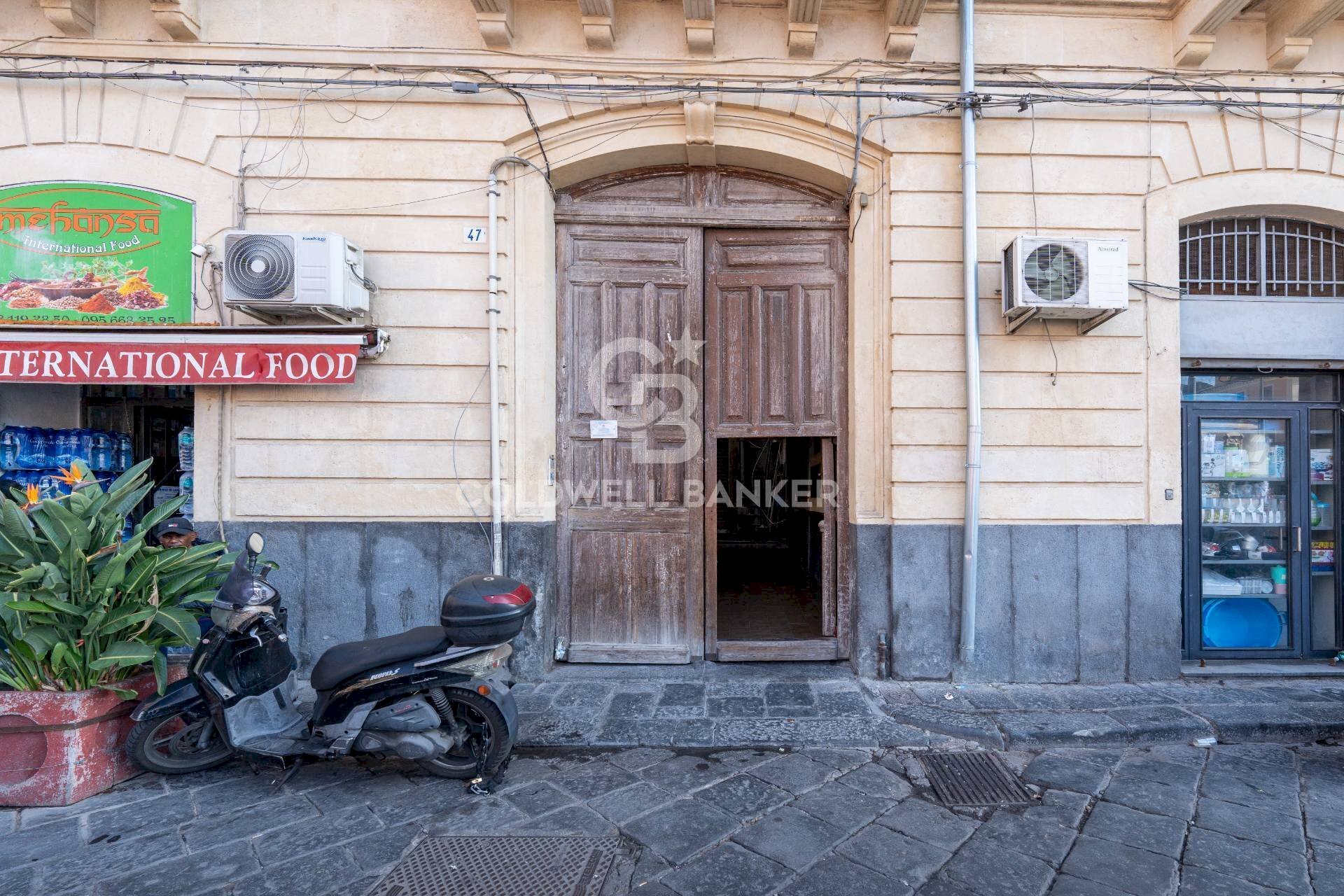 Foto 3 - Quadrilocale Piazza Carlo Alberto
 
47, Catania - foto 3