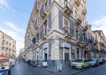 Foto 1 - Quadrilocale Piazza Carlo Alberto
 
47, Catania - foto 1