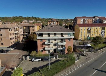 Facciata - Trilocale strada Statale per Genova, Tortona - foto 1