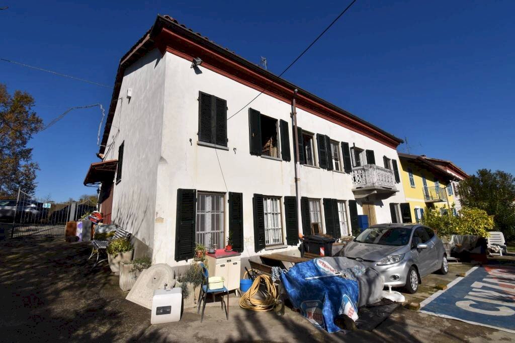 Facciata - Rustico via Collina Forni, Montaldo Scarampi - foto 1