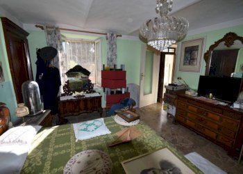 Salone - Rustico via Collina Forni, Montaldo Scarampi - foto 13