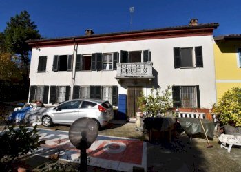 Facciata - Rustico via Collina Forni, Montaldo Scarampi - foto 2