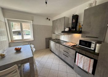 Cucina - Trilocale via Orocco, 5, Comerio - foto 21