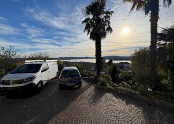 Posto macchina - Three-room apartment via Orocco, 5, Comerio - photo 44