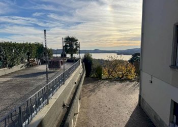 Vista - Three-room apartment via Orocco, 5, Comerio - photo 50
